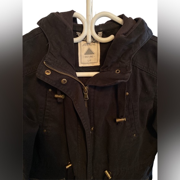 Ardene - Picture 2 of 3